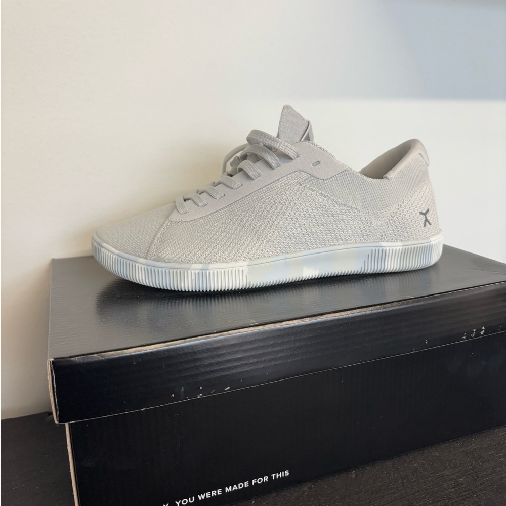 FLUX Adapt Knit Trainer
